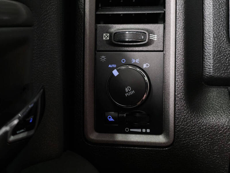 2021 RAM 1500 Classic Express