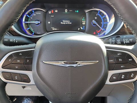 2023 Chrysler Pacifica Plug-In Hybrid Limited