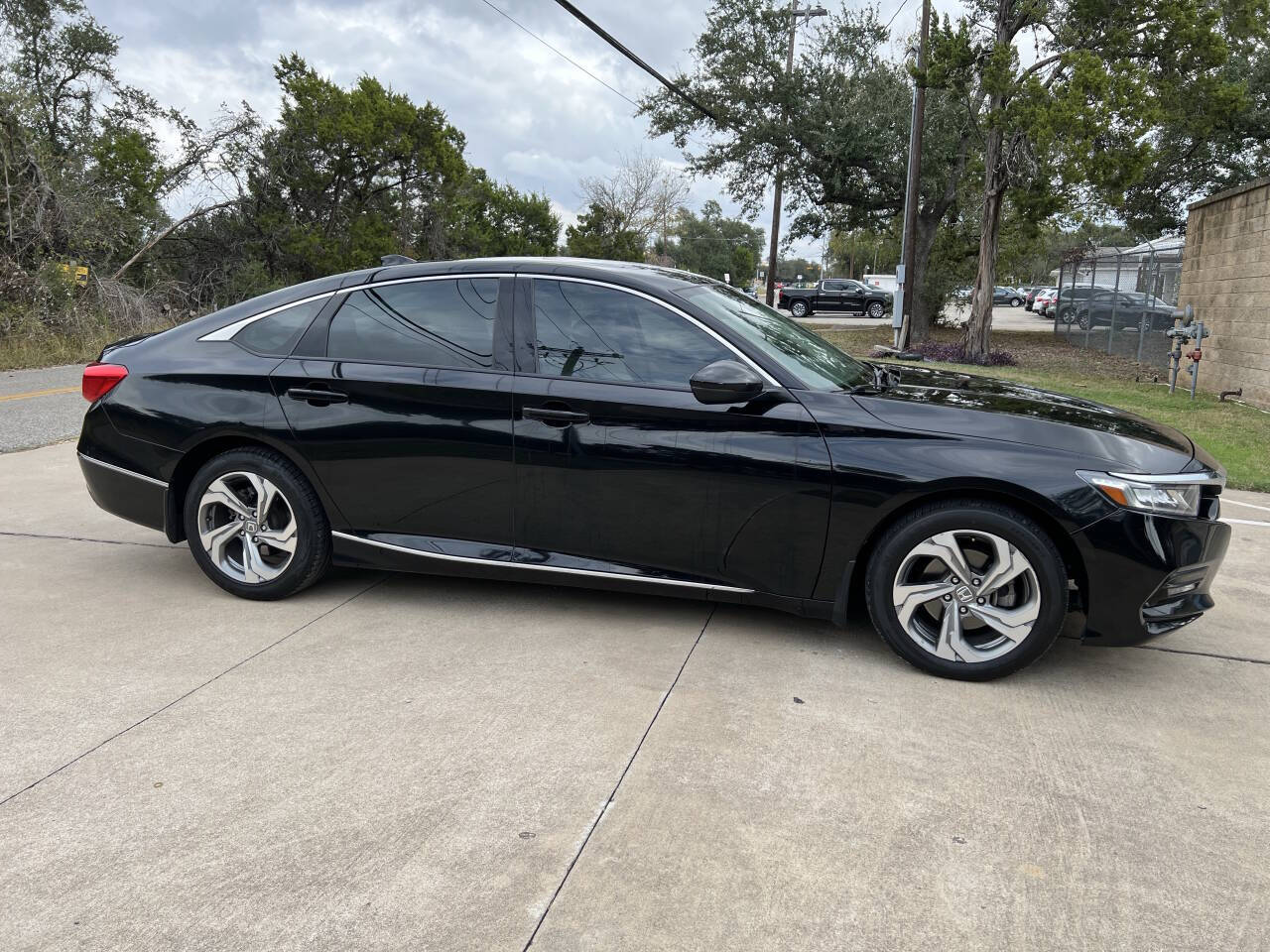 Used Car 2018 Honda Accord  Ex L W/navi 4dr Sedan (1.5t I4) For Sale Under $15,000 In Austin, Texas
