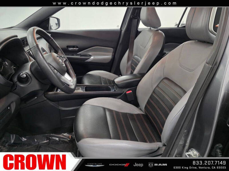 2021 Nissan Kicks SR