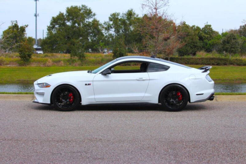 2021 Ford Mustang EcoBoost