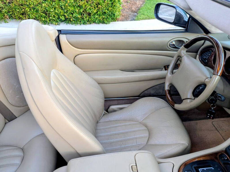 2000 Jaguar XK-Series XK8