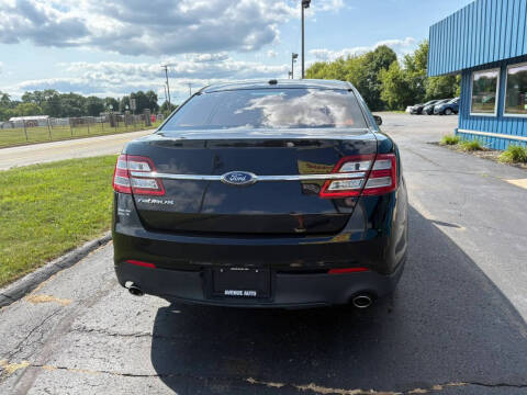2016 Ford Taurus SE