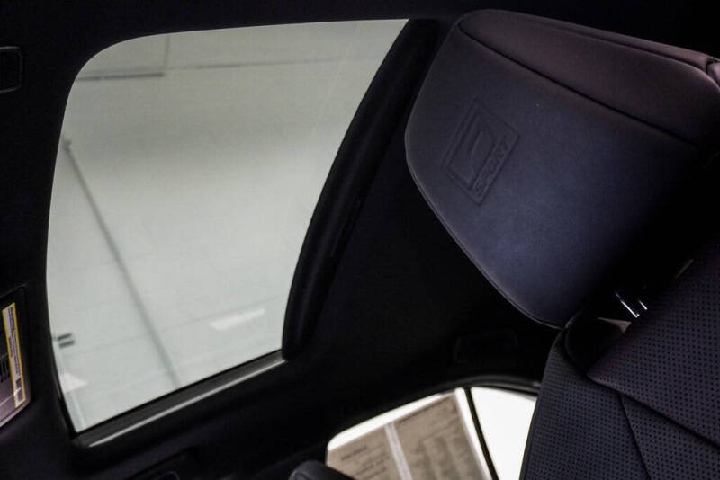 2023 Lexus UX 250h F SPORT Handling