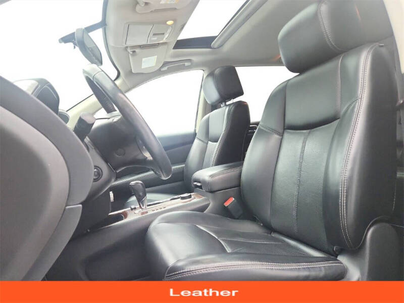 2017 Nissan Pathfinder Platinum