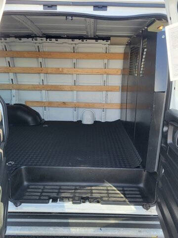 2023 GMC Savana 2500