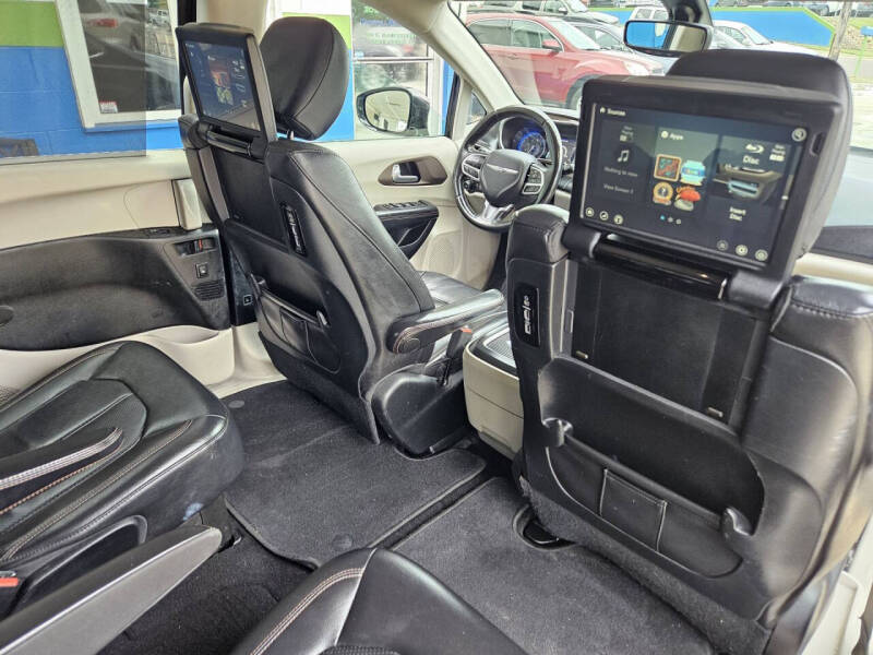 2018 Chrysler Pacifica Touring L Plus
