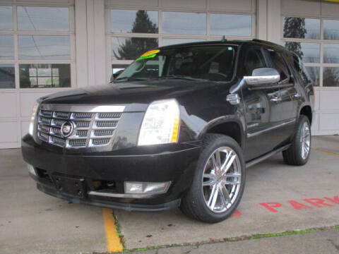 2011 Cadillac Escalade for sale at Select Cars & Trucks Inc in Hubbard OR