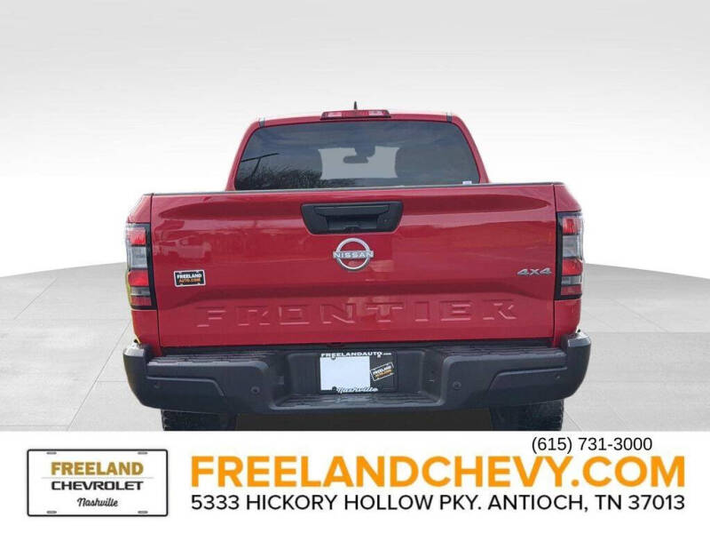 2022 Nissan Frontier S