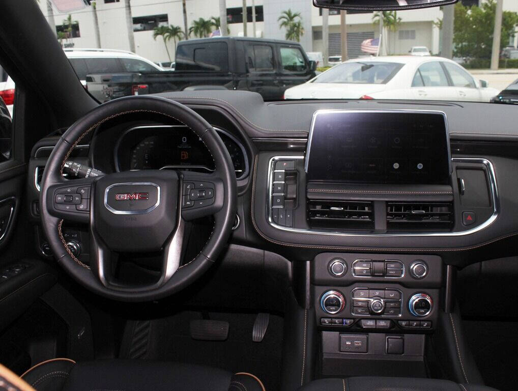 2023 GMC Yukon XL SUV / Crossover - $78,000
