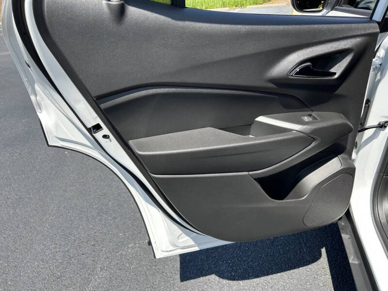 2025 Chevrolet Trax RS