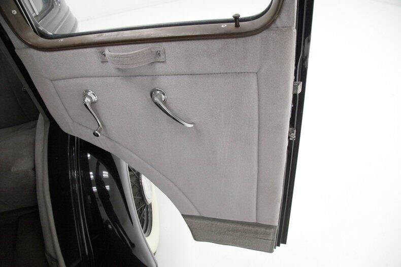 1933 Chevrolet Master Deluxe