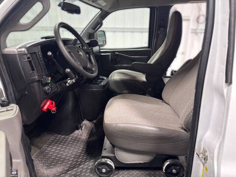 2017 Chevrolet Express LT 3500