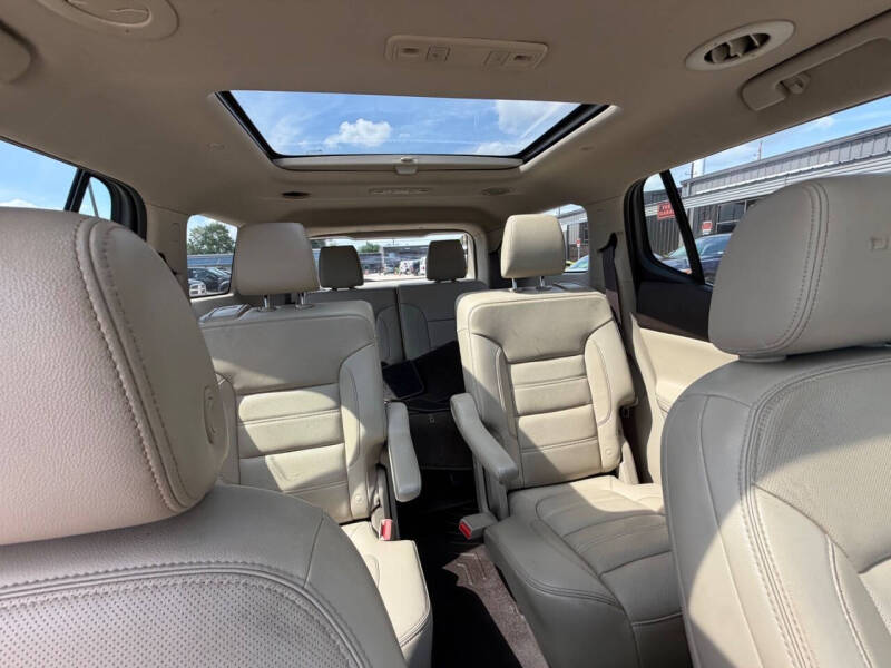 2019 GMC Acadia Denali