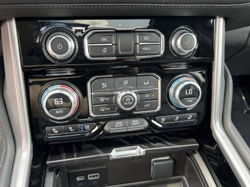 2023 GMC Yukon Denali