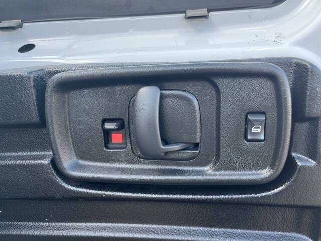 2023 Chevrolet Express 2500