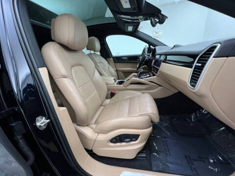 2022 Porsche Cayenne