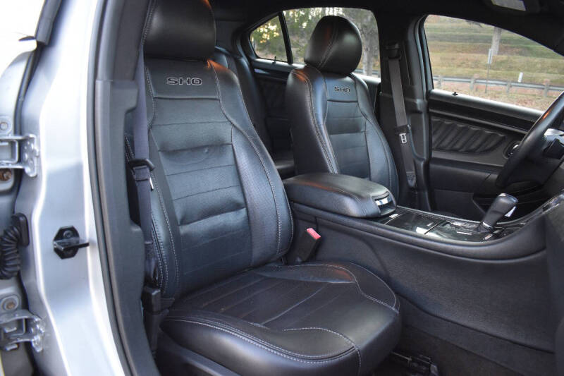 2013 Ford Taurus SHO