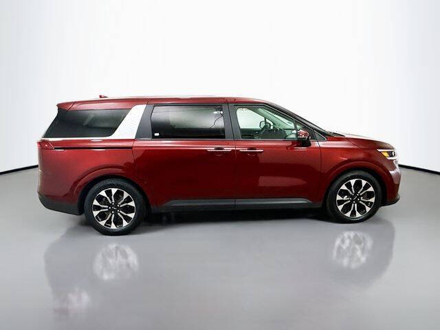 2022 Kia Carnival EX