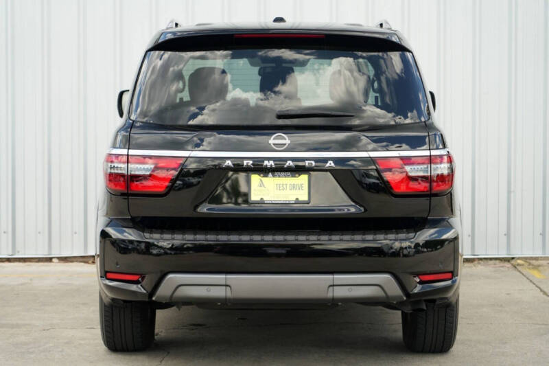 2023 Nissan Armada SV