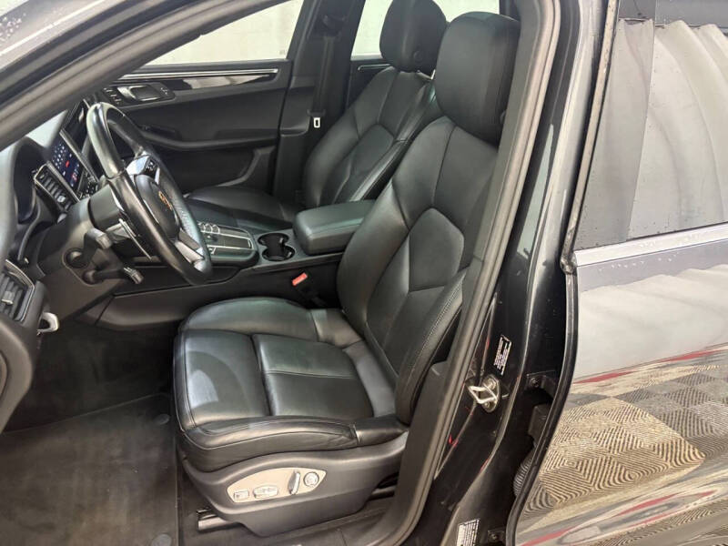 2017 Porsche Macan S