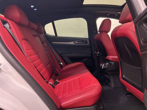 2024 Alfa Romeo Stelvio Veloce