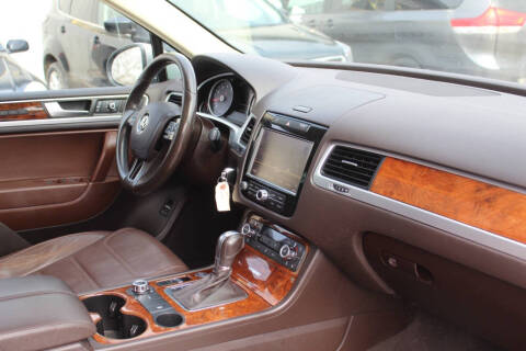 2012 Volkswagen Touareg Hybrid