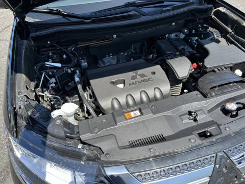 2020 Mitsubishi Outlander ES