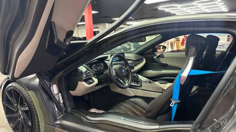 2016 BMW i8