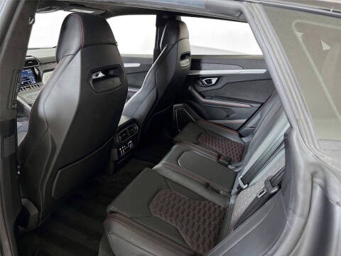 2020 Lamborghini Urus