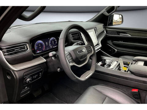 2024 Jeep Wagoneer L Series III