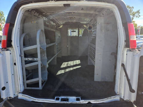 2017 Chevrolet Express 2500