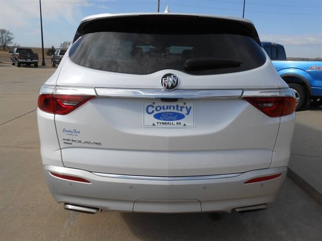 2024 Buick Enclave Essence
