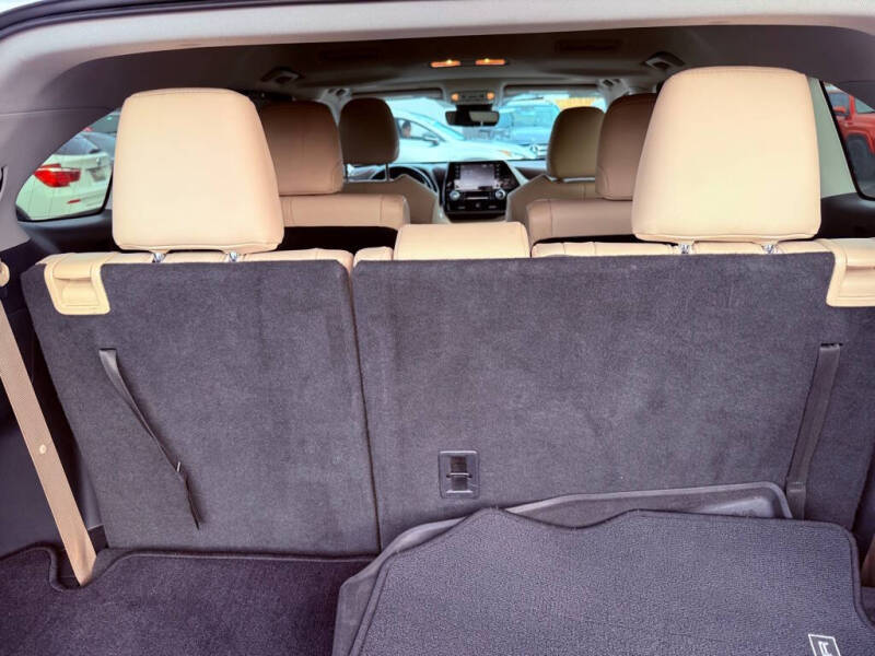 2020 Toyota Highlander XLE