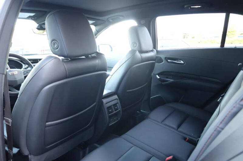 2023 Cadillac XT4 Sport
