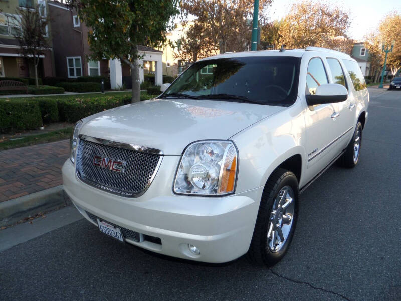 2011 GMC Yukon XL Denali