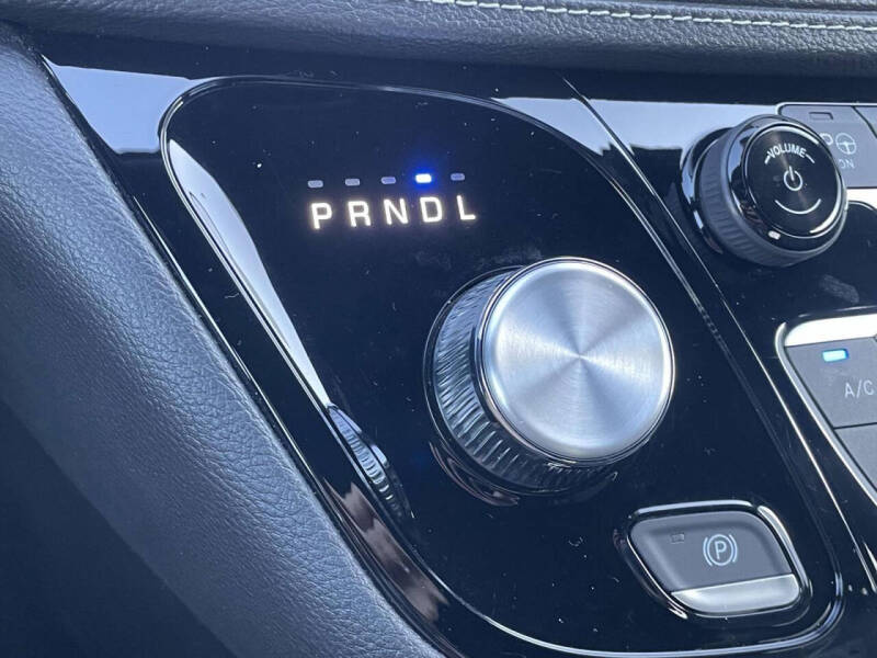 2024 Chrysler Pacifica Plug-In Hybrid