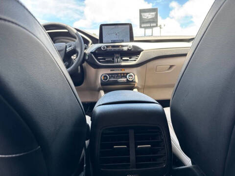 2020 Ford Escape SEL