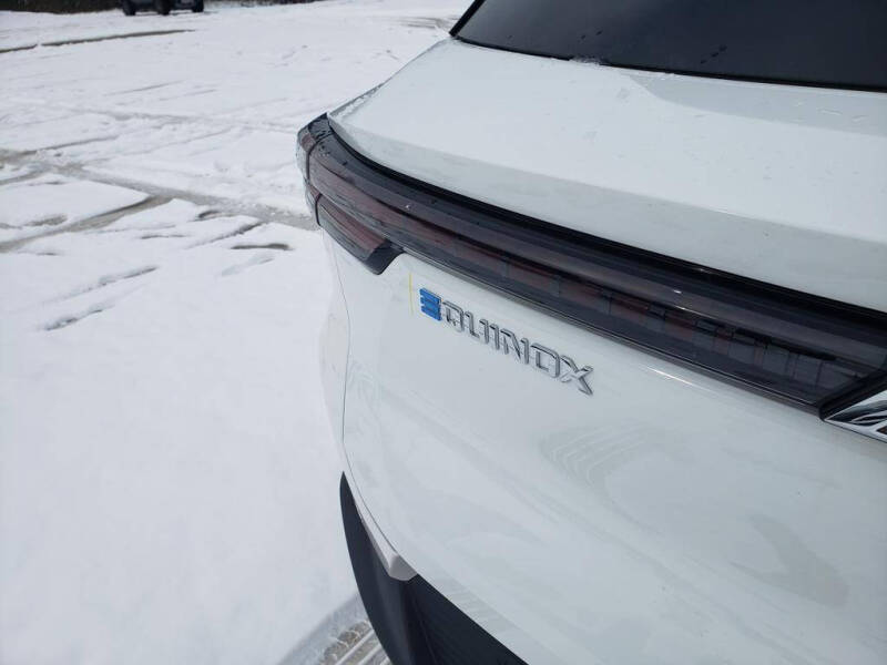 2026 Chevrolet Equinox EV LT 1