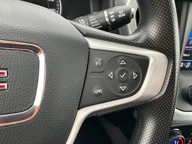 2023 GMC Acadia SLE