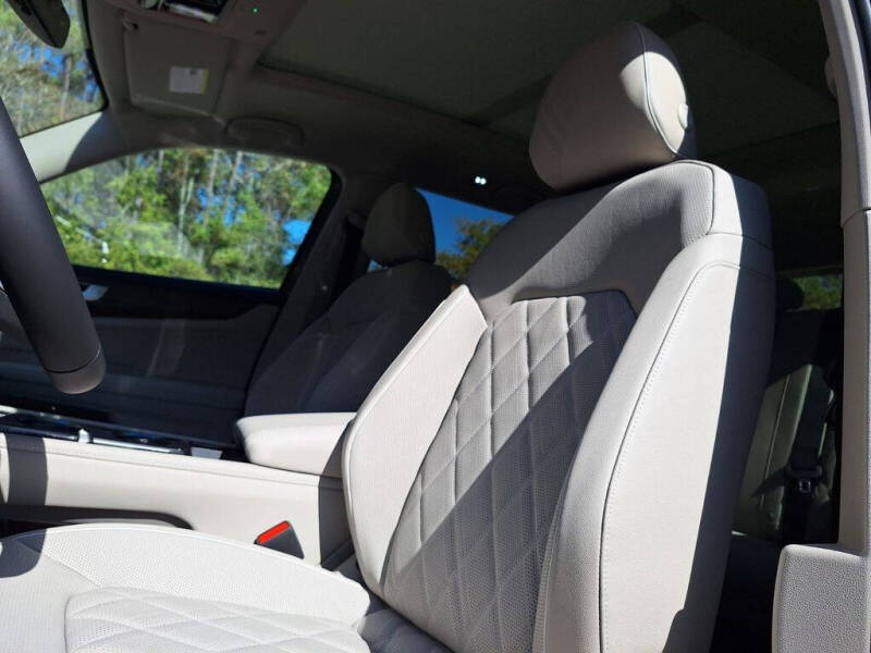 2026 Volkswagen Atlas SEL Premium R-Line 4Motion