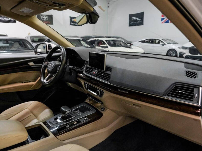 2019 Audi Q5 quattro Premium Plus 45 TFSI