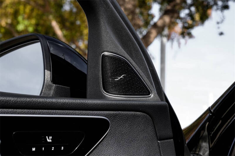 2022 Mercedes-Benz C-Class C 300