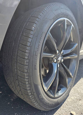 2018 Dodge Challenger SXT Plus