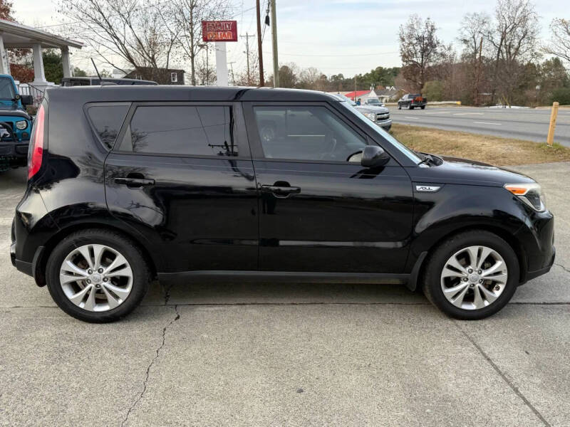 2016 Kia Soul +