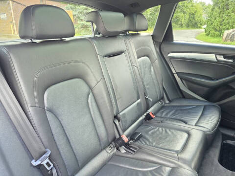 2015 Audi Q5 2.0T quattro Premium Plus