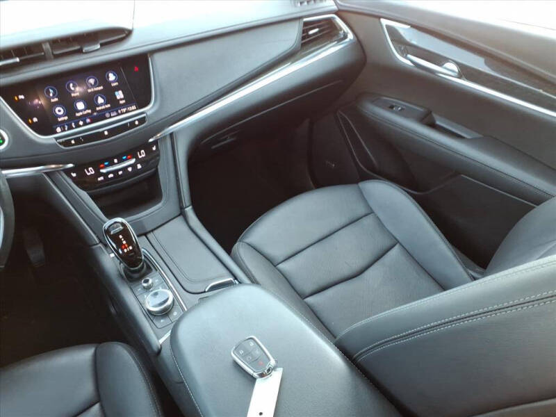 2020 Cadillac XT5 Premium Luxury