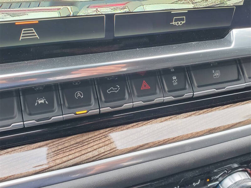 2026 GMC Sierra 1500 Elevation Standard