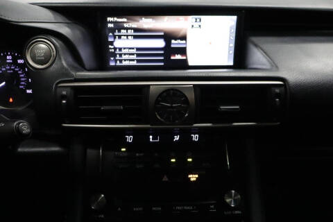 2017 Lexus IS 200t