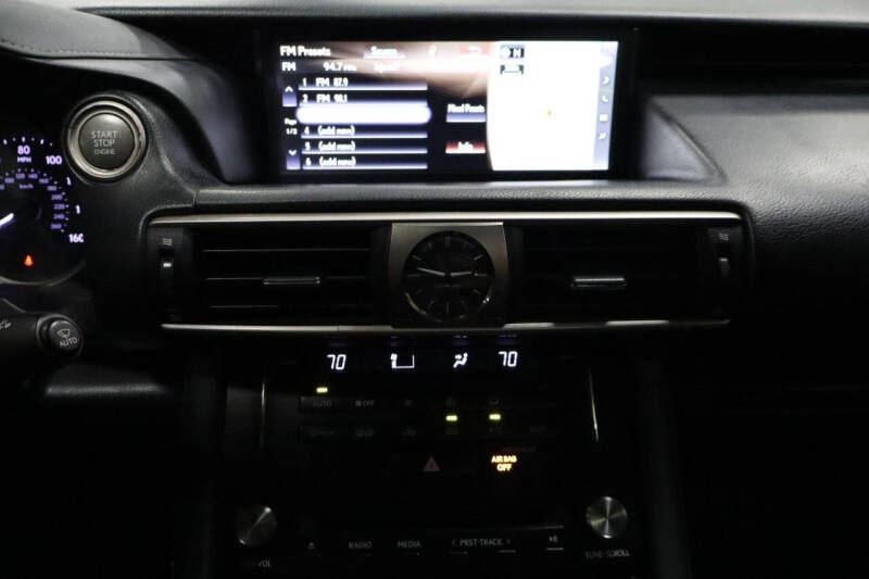 2017 Lexus IS 200t